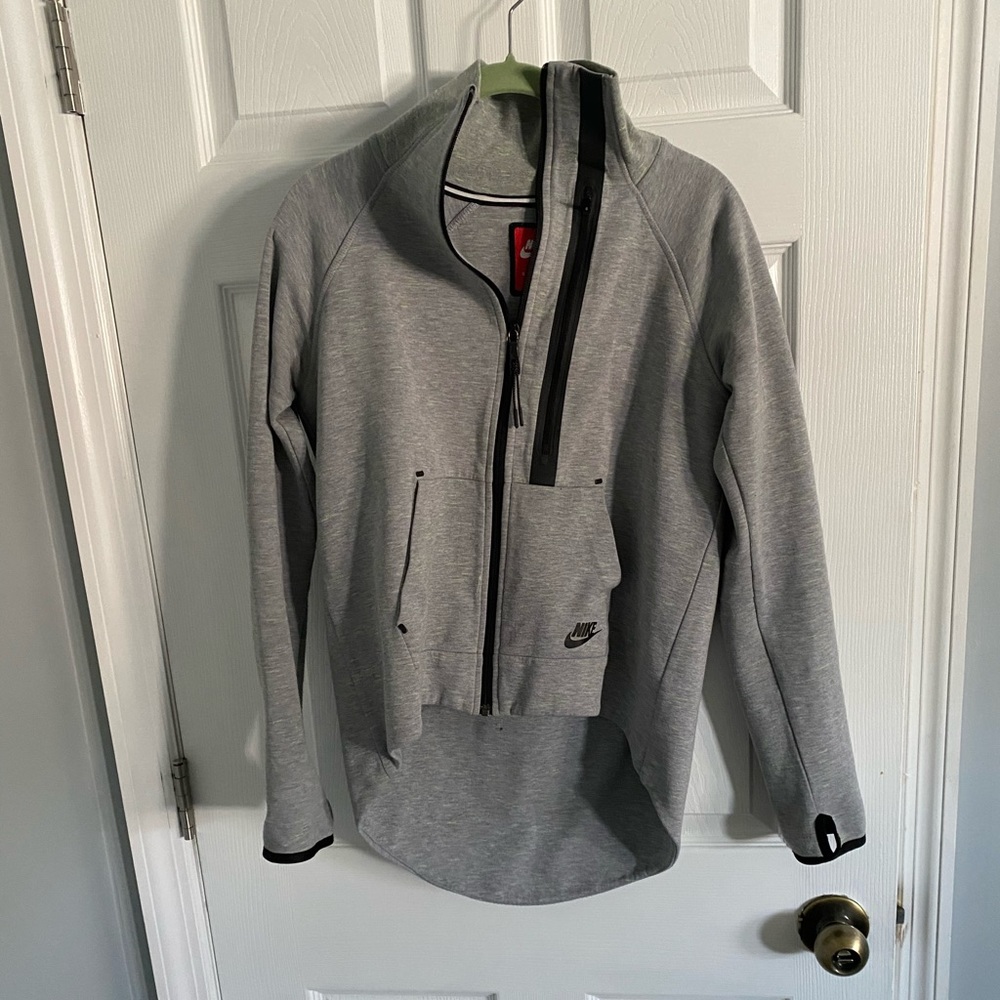 Nike sweater/jacket